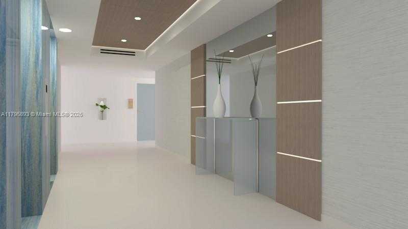 Small Image of 345 OCEAN DR #904, Miami Beach Number 18