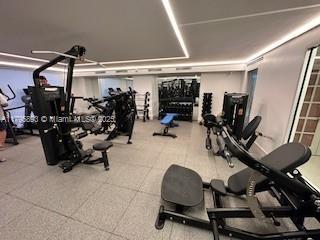 Small Image of 345 OCEAN DR #904, Miami Beach Number 8