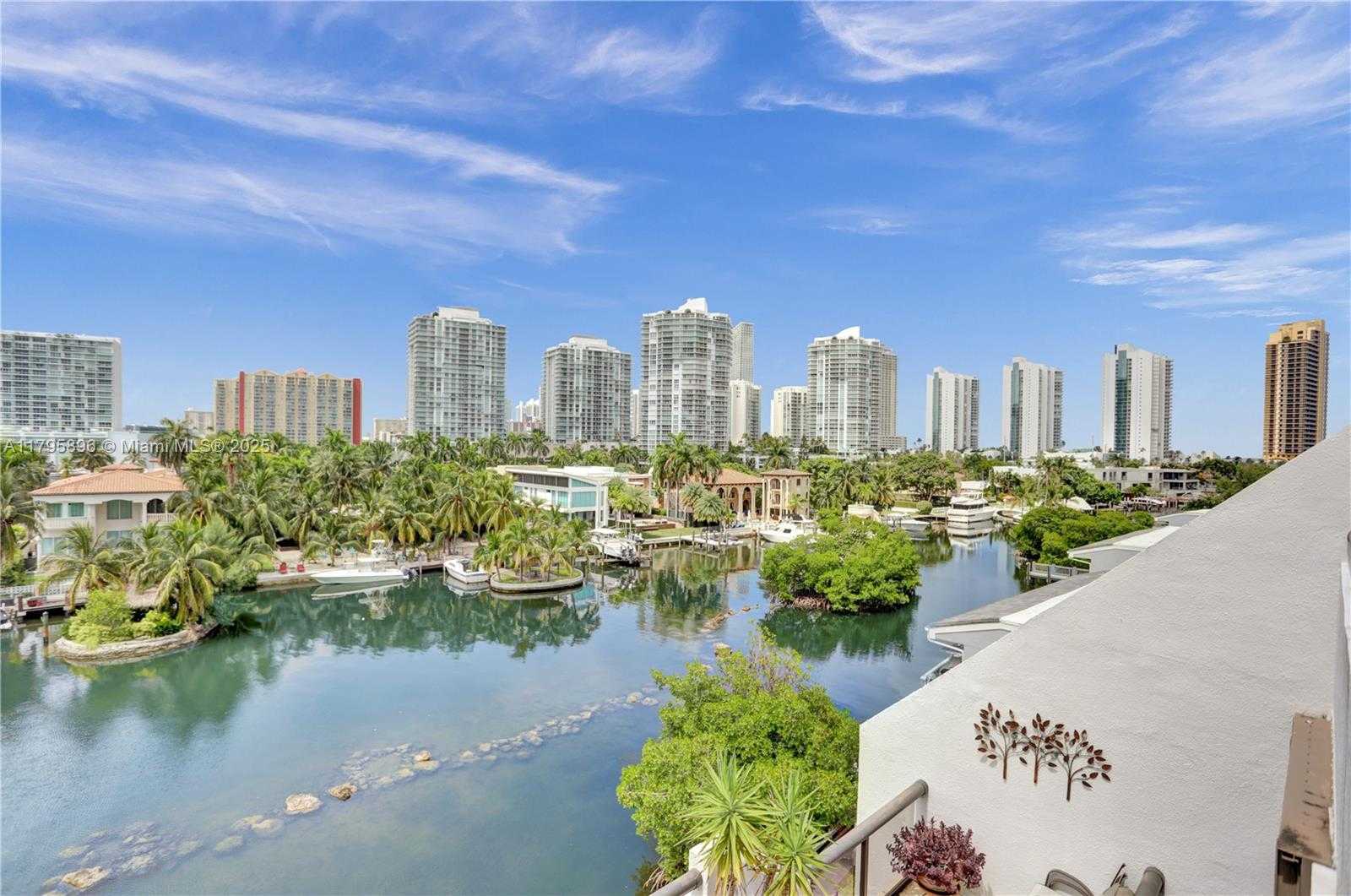 Small Image of 355 Poinciana Island Dr, Sunny Isles Beach, FL 33160, USA Number 21