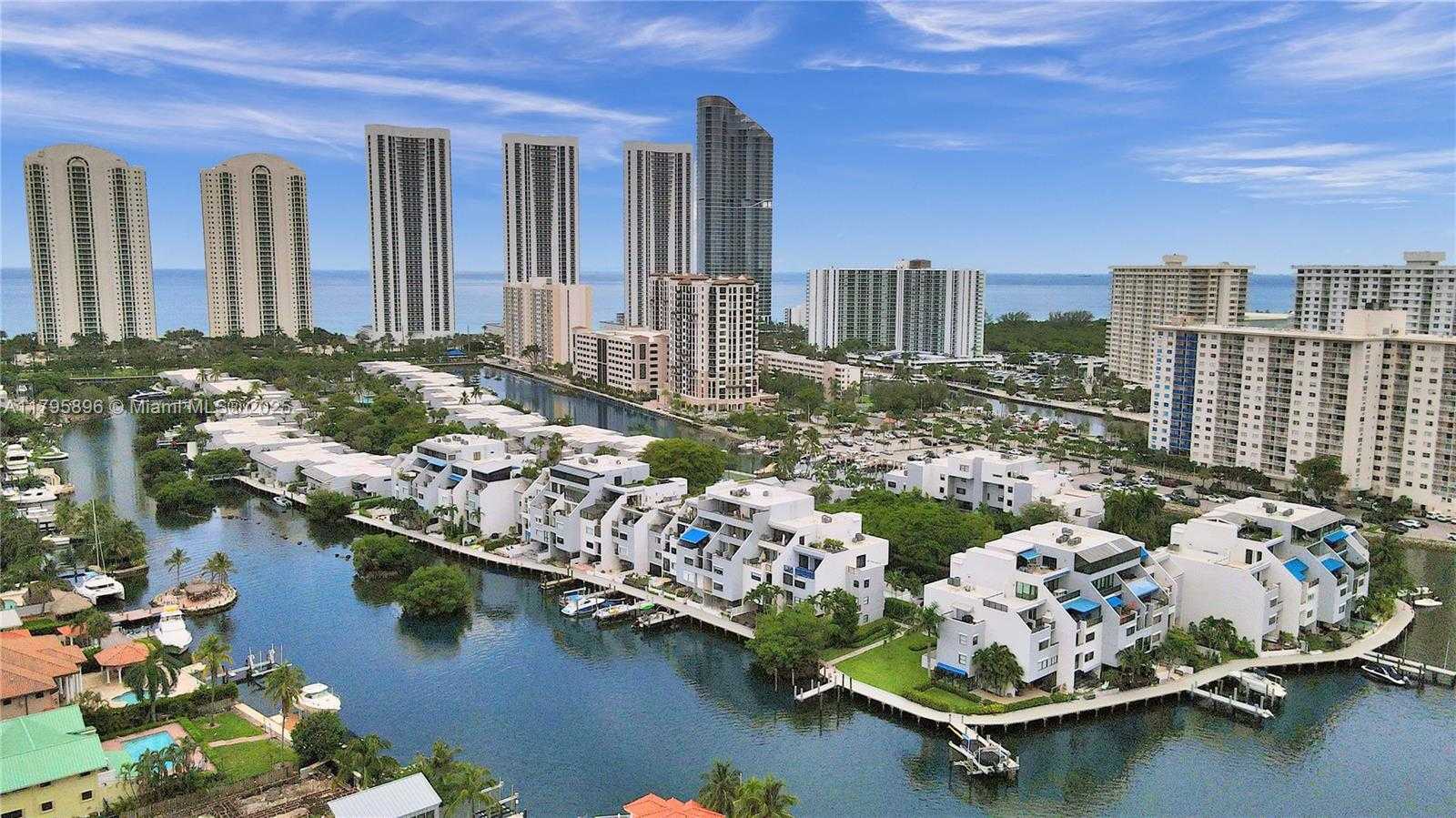 Small Image of 355 Poinciana Island Dr, Sunny Isles Beach, FL 33160, USA Number 30