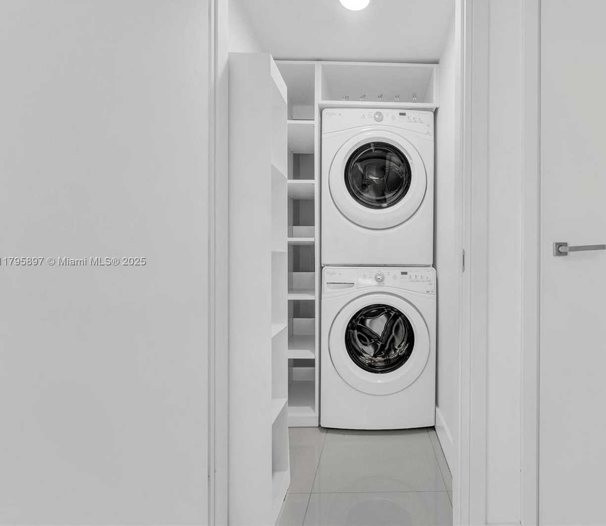 Small Image of 1300 #1802, Miami Number 30