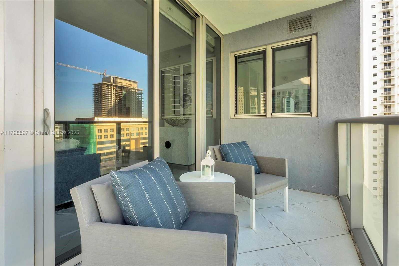 Small Image of 1300 #1802, Miami Number 31