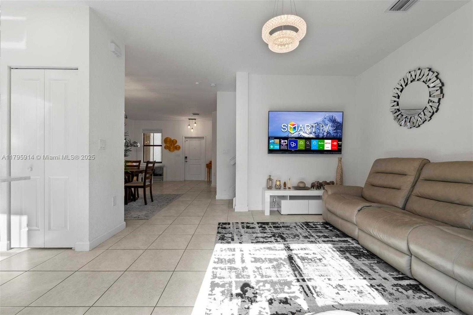 Small Image of 20302 NORTH WEST 6TH PL, Miami Gardens Number 13