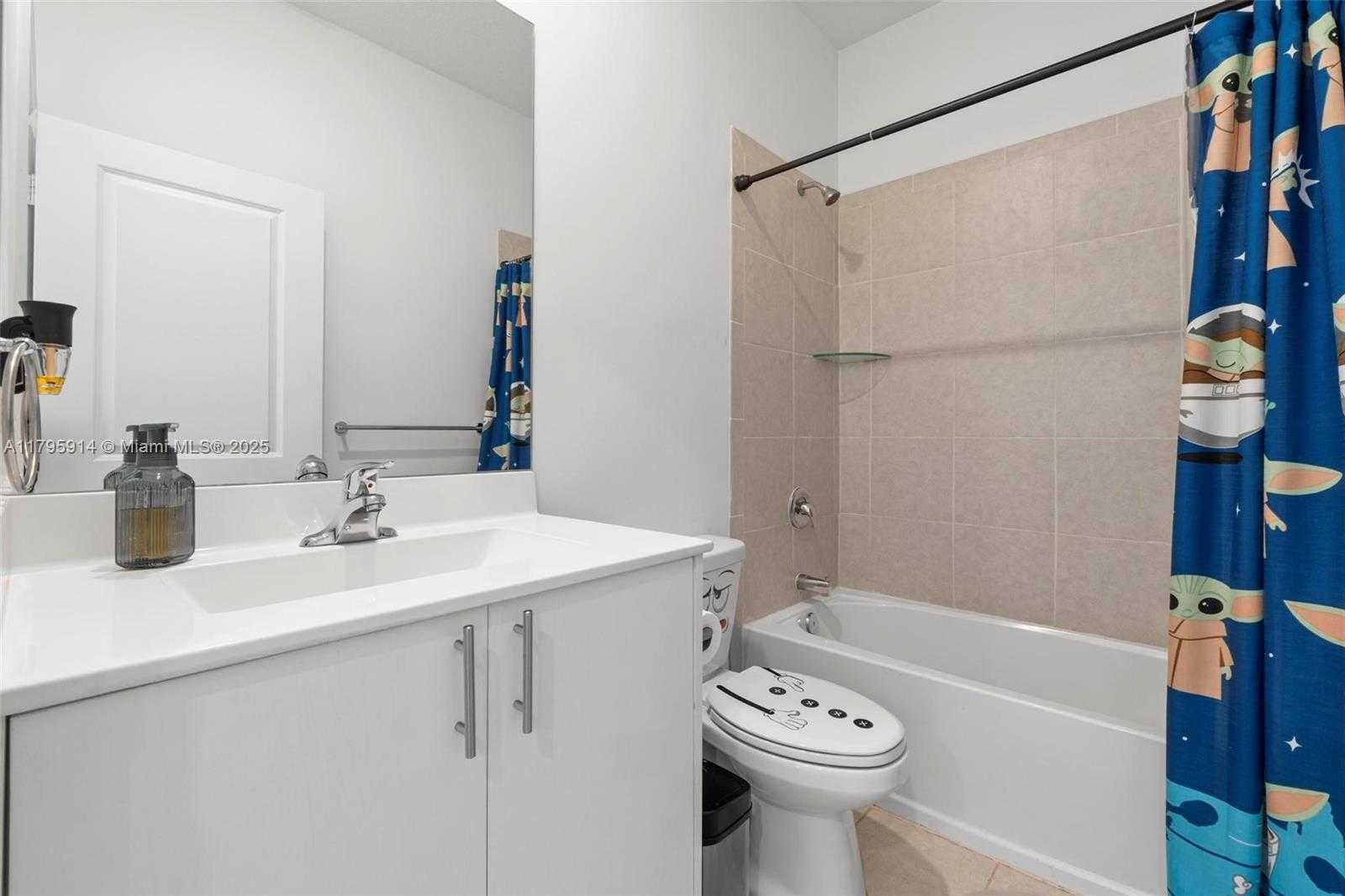 Small Image of 20302 NORTH WEST 6TH PL, Miami Gardens Number 29