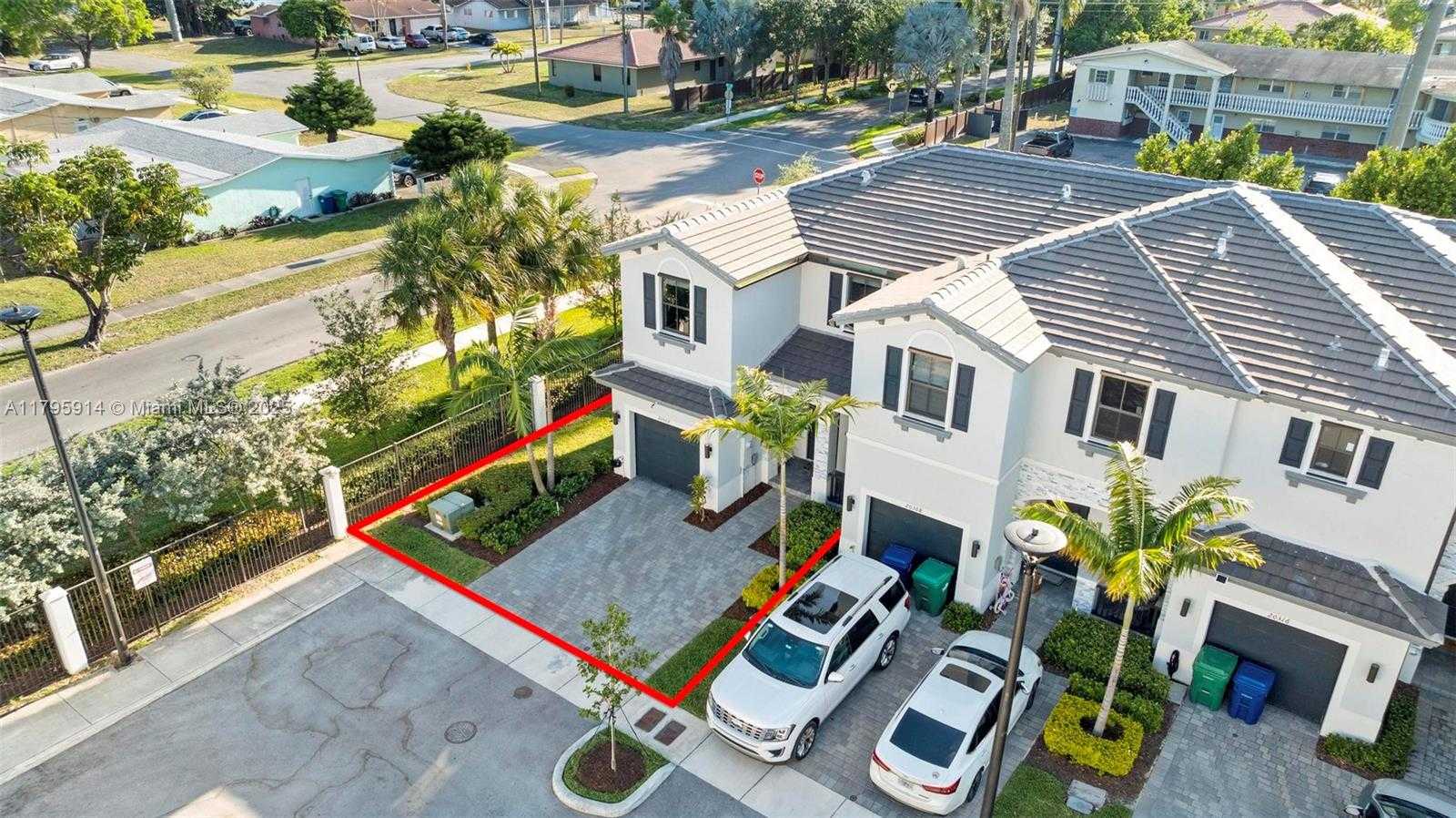 Small Image of 20302 NORTH WEST 6TH PL, Miami Gardens Number 44