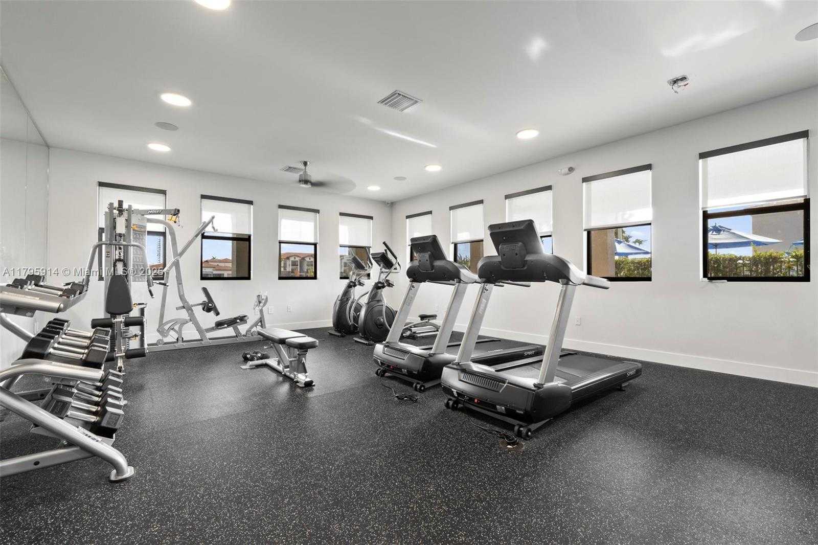 Small Image of 20302 NORTH WEST 6TH PL, Miami Gardens Number 50