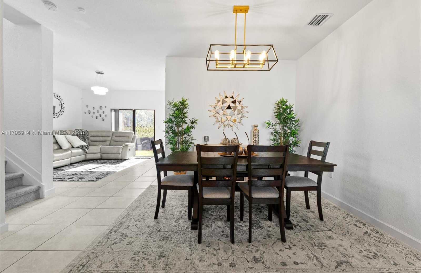 Small Image of 20302 NORTH WEST 6TH PL, Miami Gardens Number 8