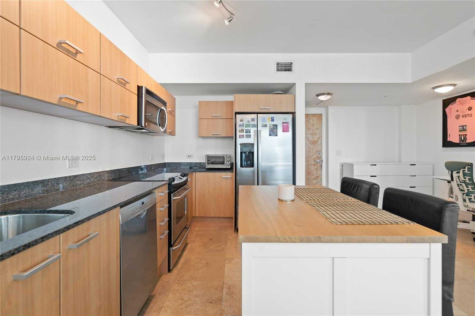 Small Image of 350 SOUTH MIAMI AVE #1410, Miami Number 5