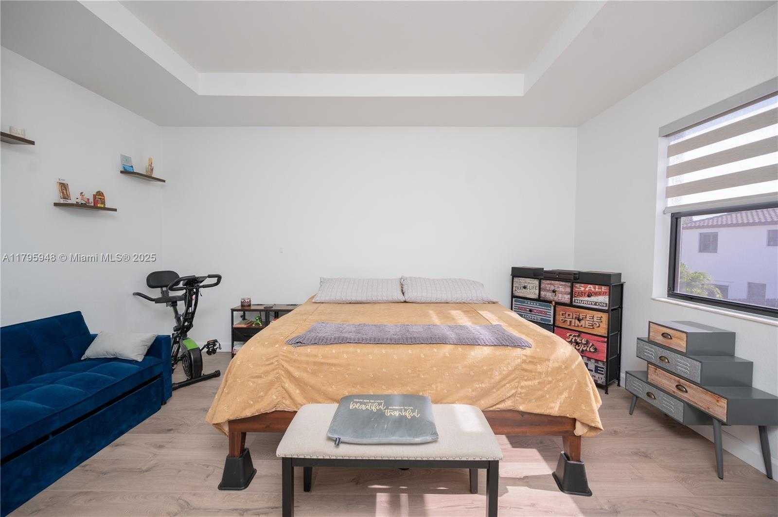 Small Image of 8877 NORTH WEST 103RD AVE, Doral Number 24