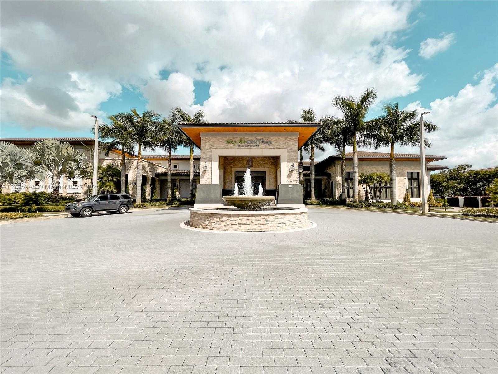 Small Image of 8877 NORTH WEST 103RD AVE, Doral Number 34