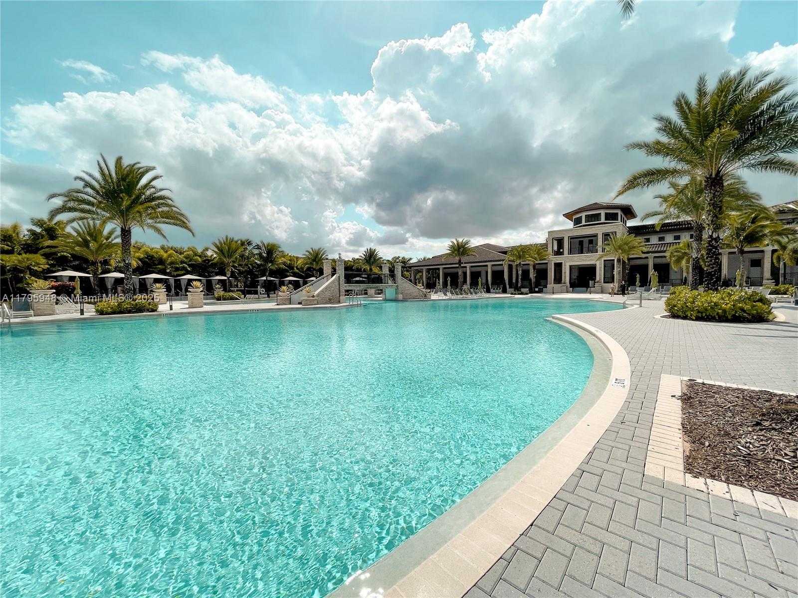 Small Image of 8877 NORTH WEST 103RD AVE, Doral Number 37