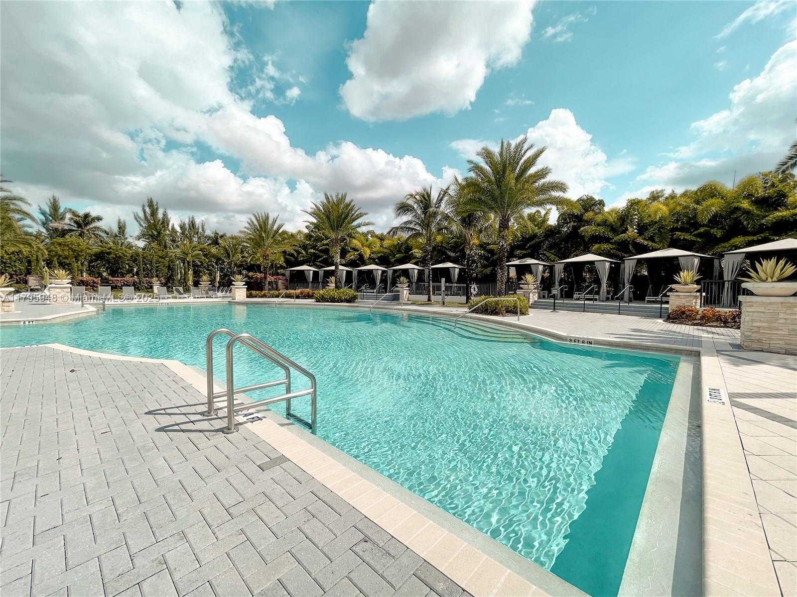 Small Image of 8877 NORTH WEST 103RD AVE, Doral Number 38