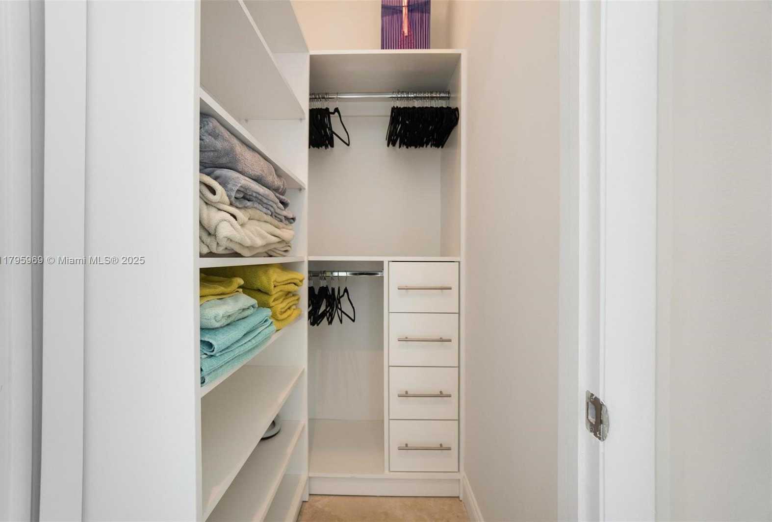 Small Image of 15811 COLLINS AVE #3507, Sunny Isles Beach Number 25