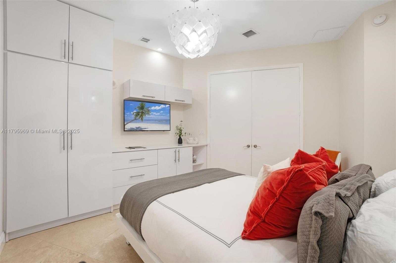 Small Image of 15811 COLLINS AVE #3507, Sunny Isles Beach Number 26