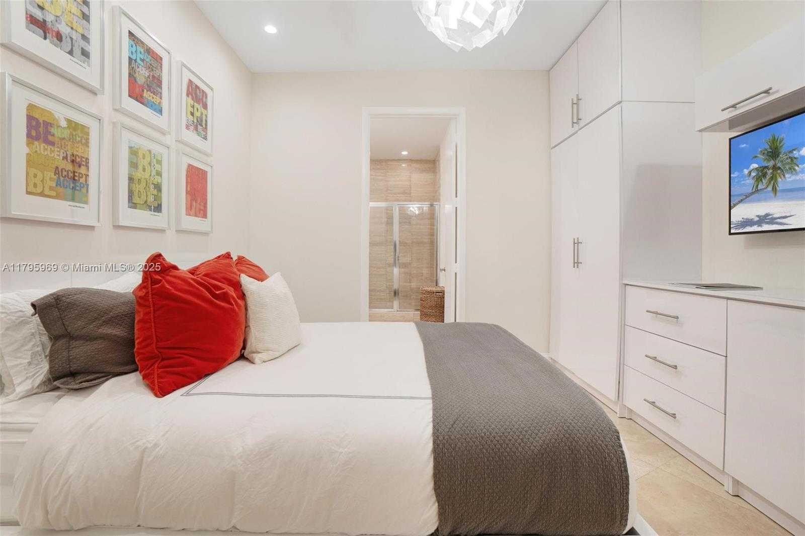 Small Image of 15811 COLLINS AVE #3507, Sunny Isles Beach Number 27