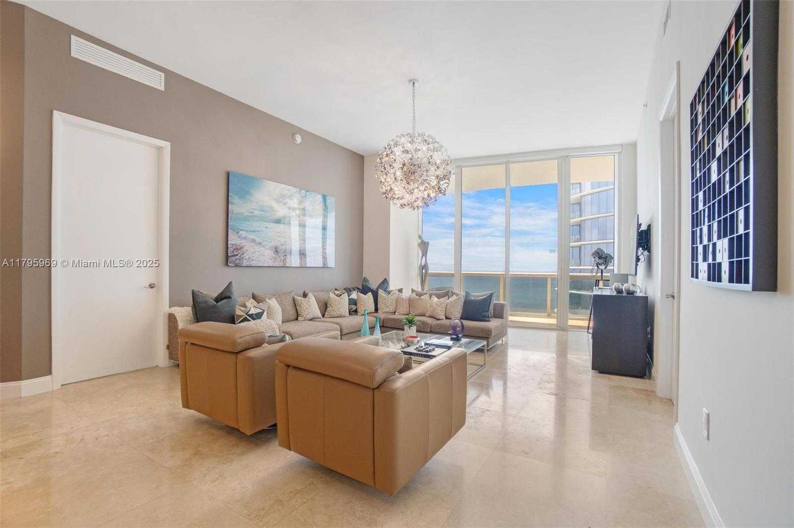 Small Image of 15811 COLLINS AVE #3507, Sunny Isles Beach Number 4