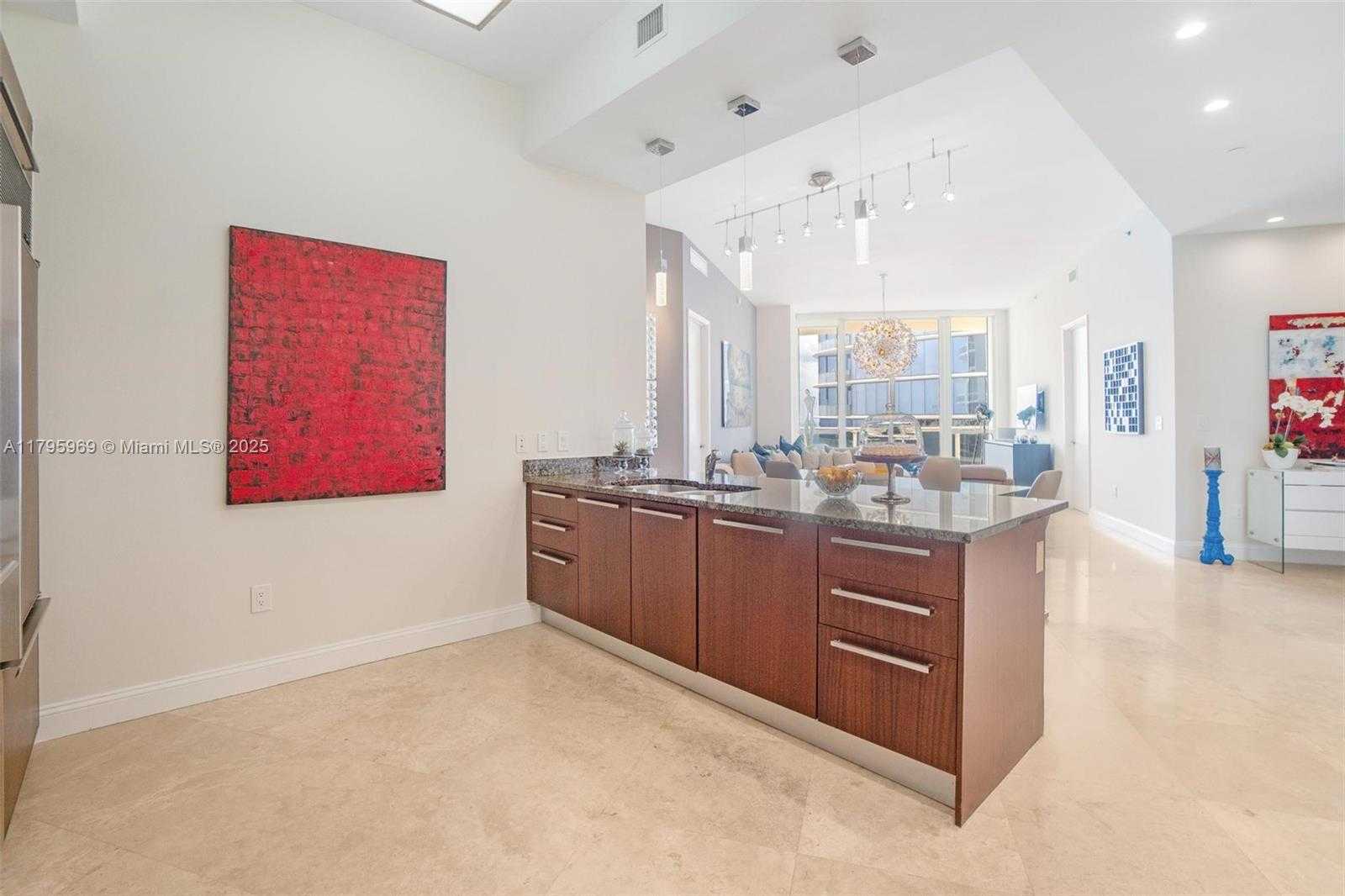Small Image of 15811 COLLINS AVE #3507, Sunny Isles Beach Number 9