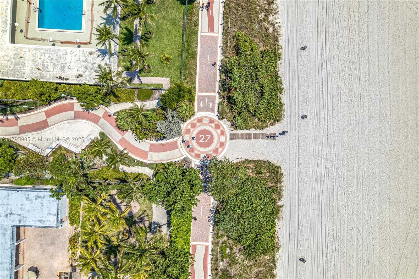 Small Image of 2899 COLLINS AVE #1218, Miami Beach Number 38