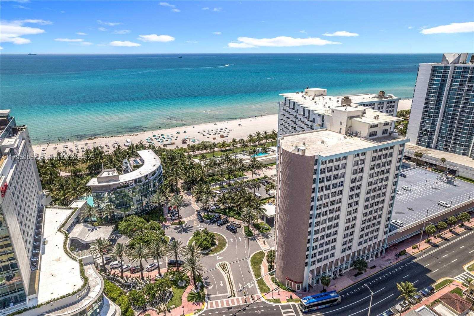 Small Image of 2899 COLLINS AVE #1218, Miami Beach Number 41