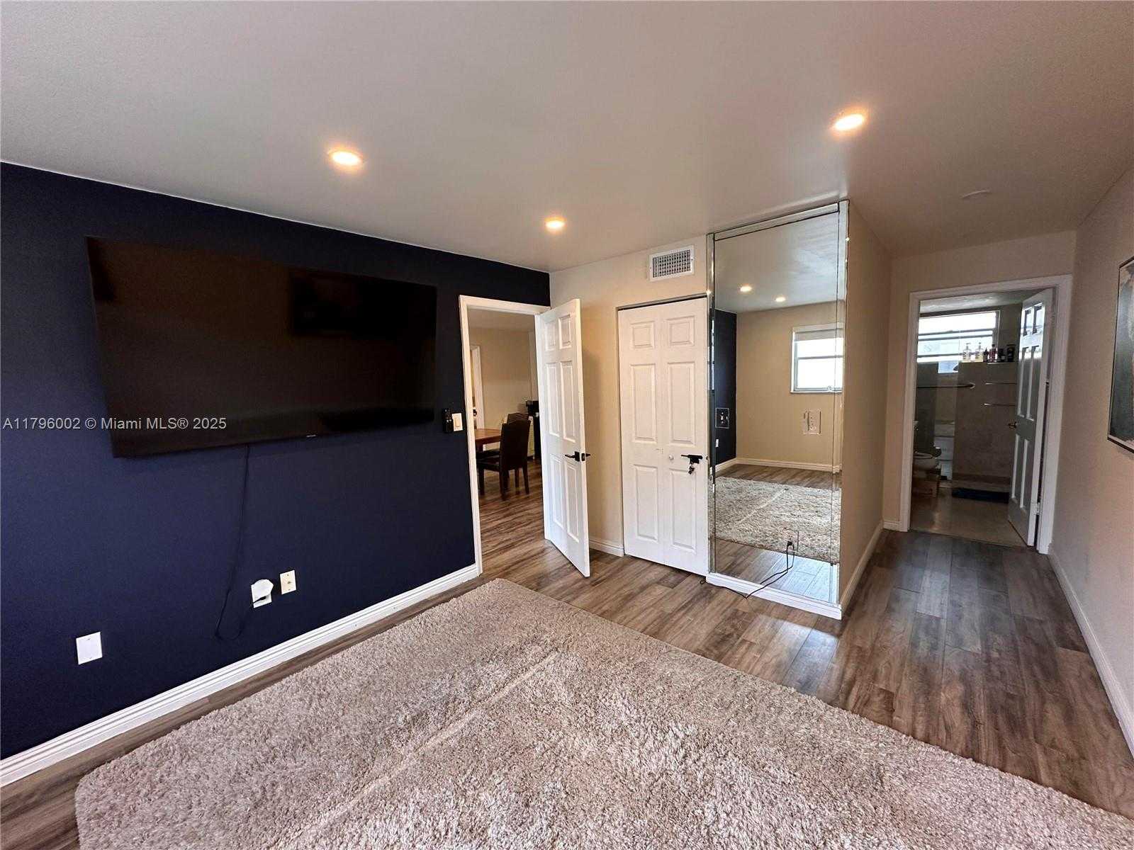 Small Image of 1605 PENNSYLVANIA AVE #303, Miami Beach Number 11