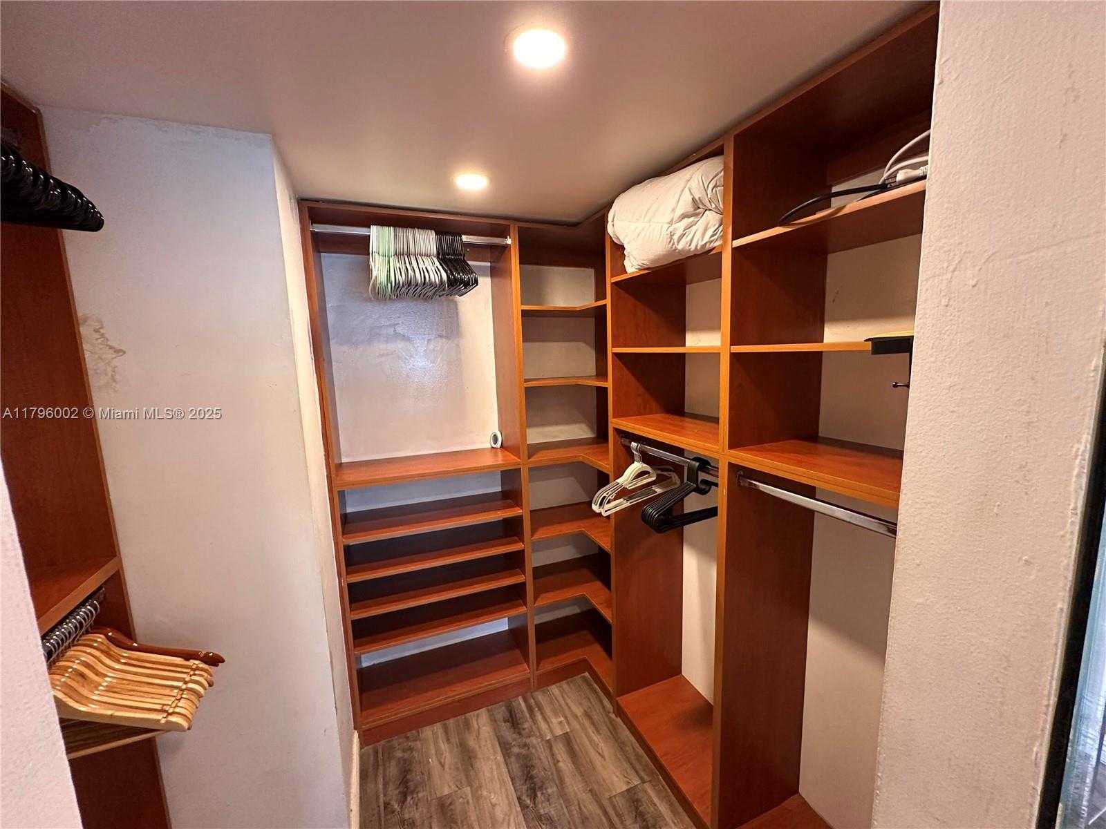 Small Image of 1605 PENNSYLVANIA AVE #303, Miami Beach Number 14