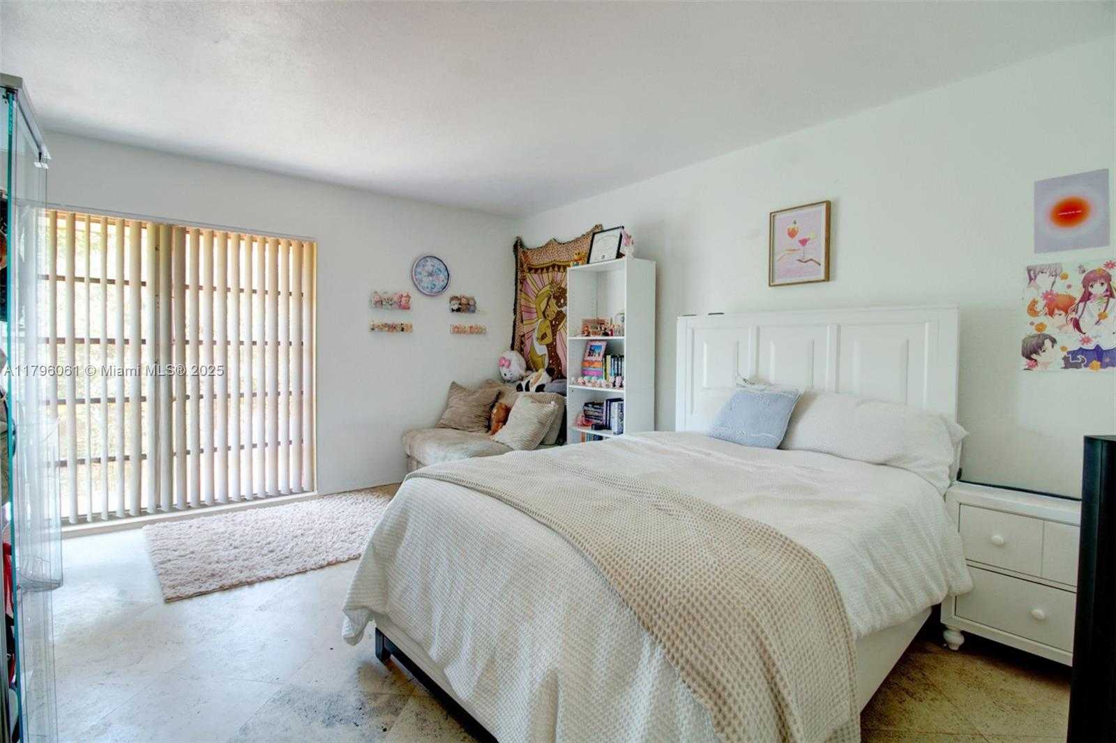 Small Image of 3321 FARRAGUT ST #7D, Hollywood Number 27