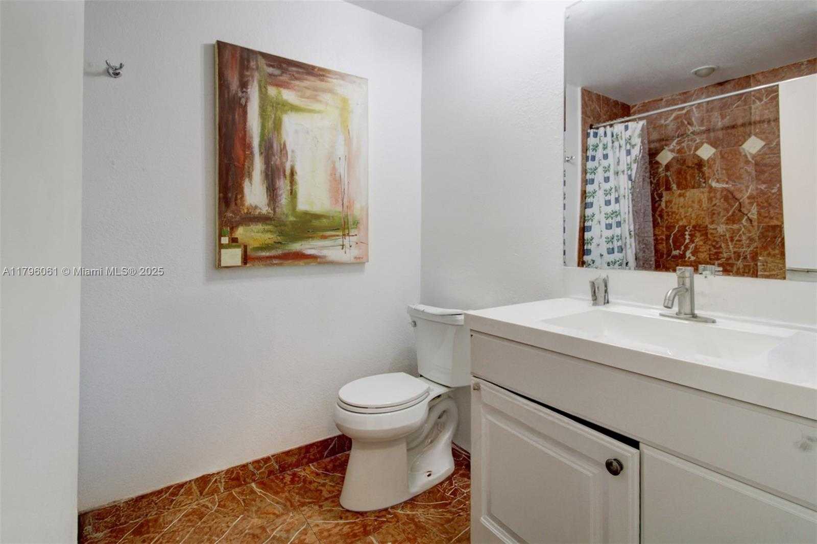 Small Image of 3321 FARRAGUT ST #7D, Hollywood Number 30