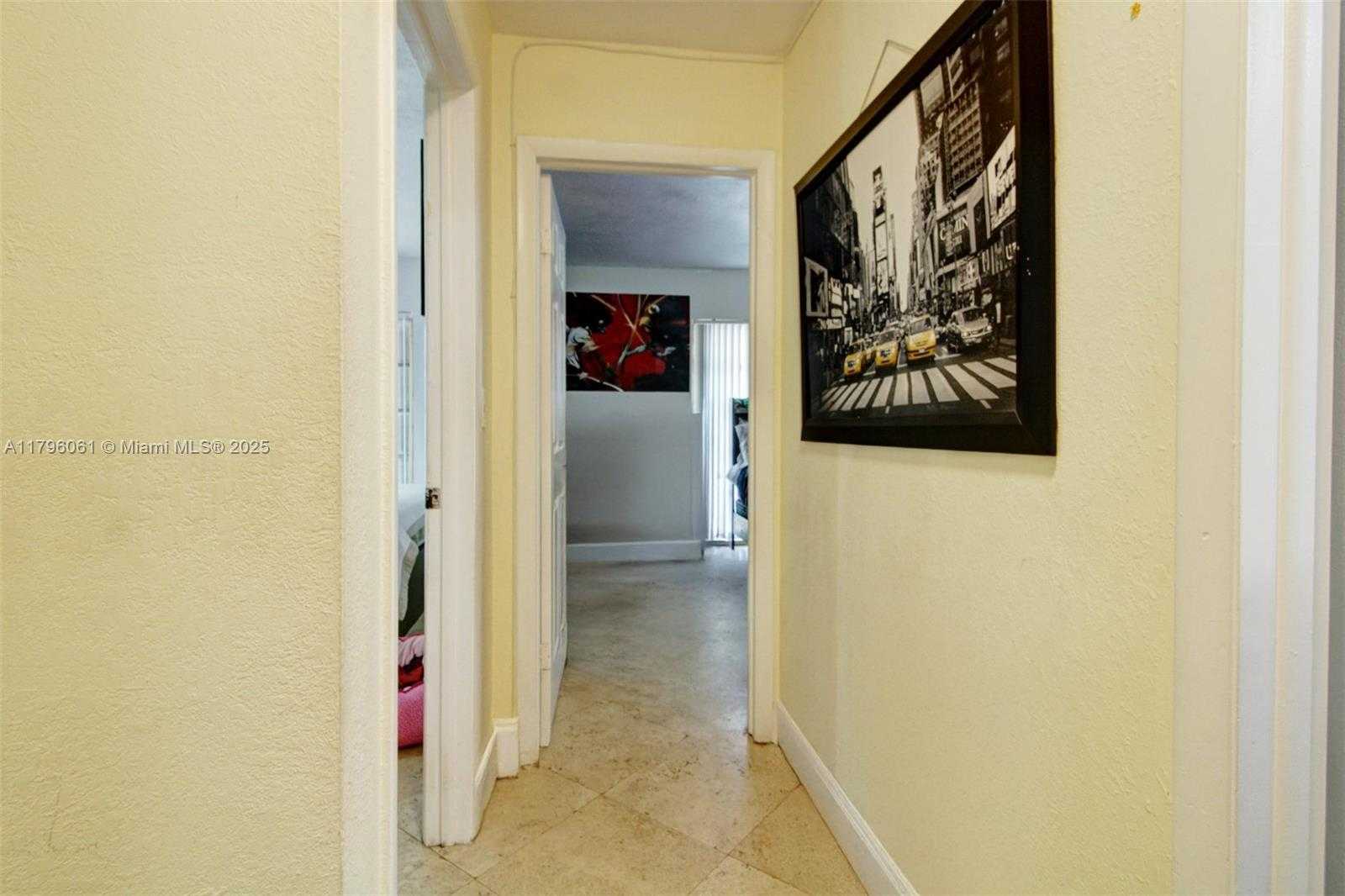 Small Image of 3321 FARRAGUT ST #7D, Hollywood Number 31