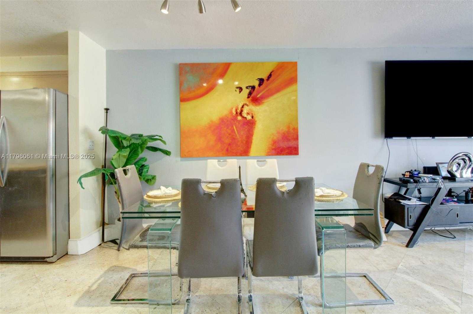 Small Image of 3321 FARRAGUT ST #7D, Hollywood Number 8