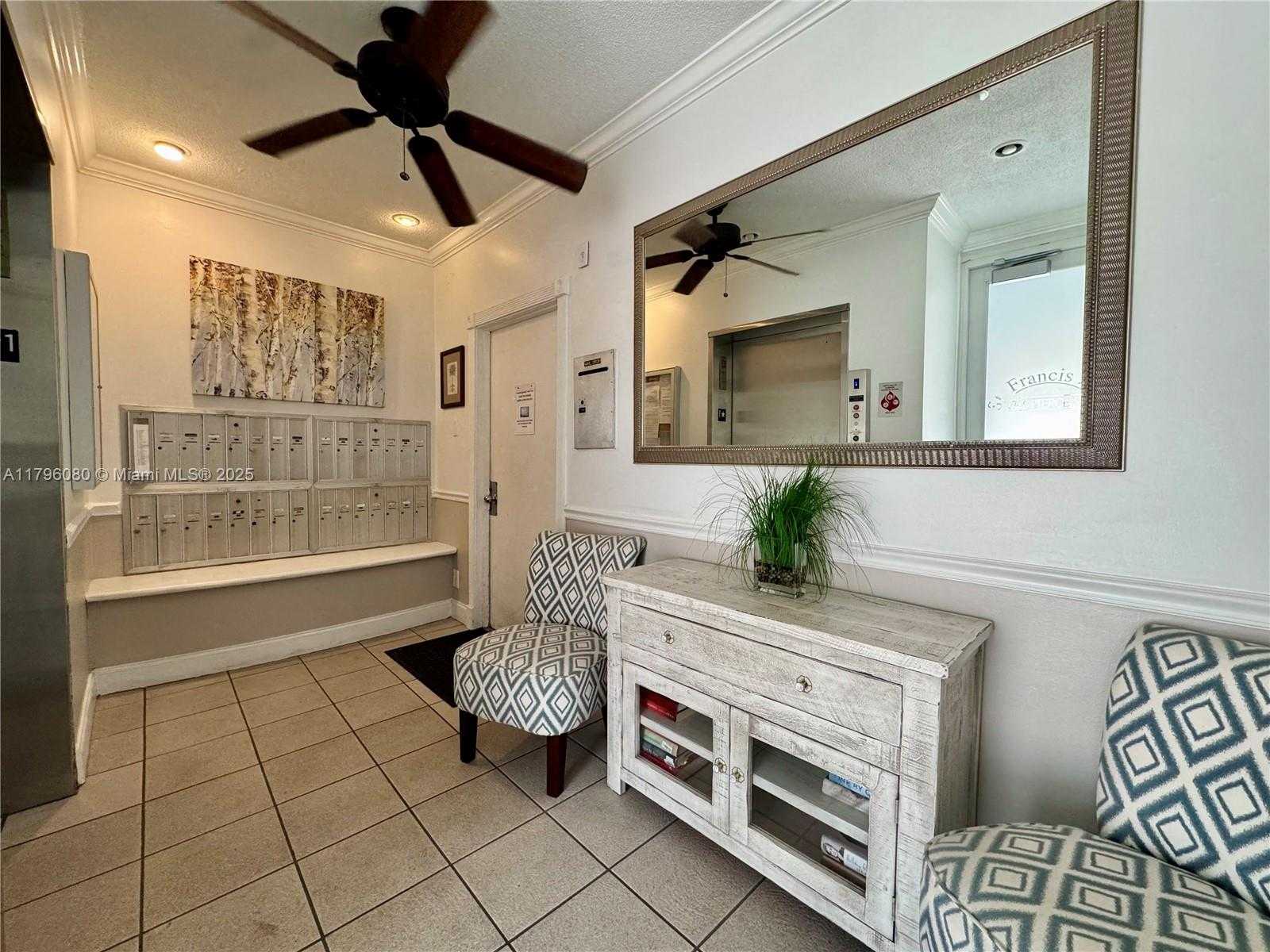 Small Image of 1700 PIERCE ST #202, Hollywood Number 39