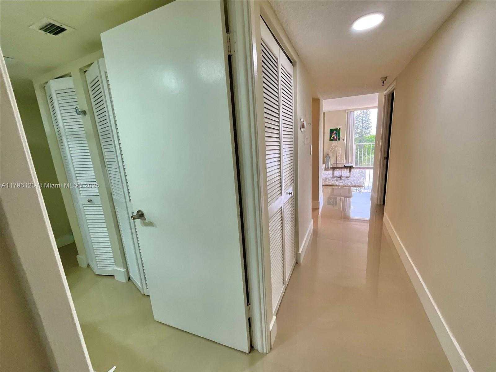 Small Image of 290 174TH ST #515, Sunny Isles Beach Number 14