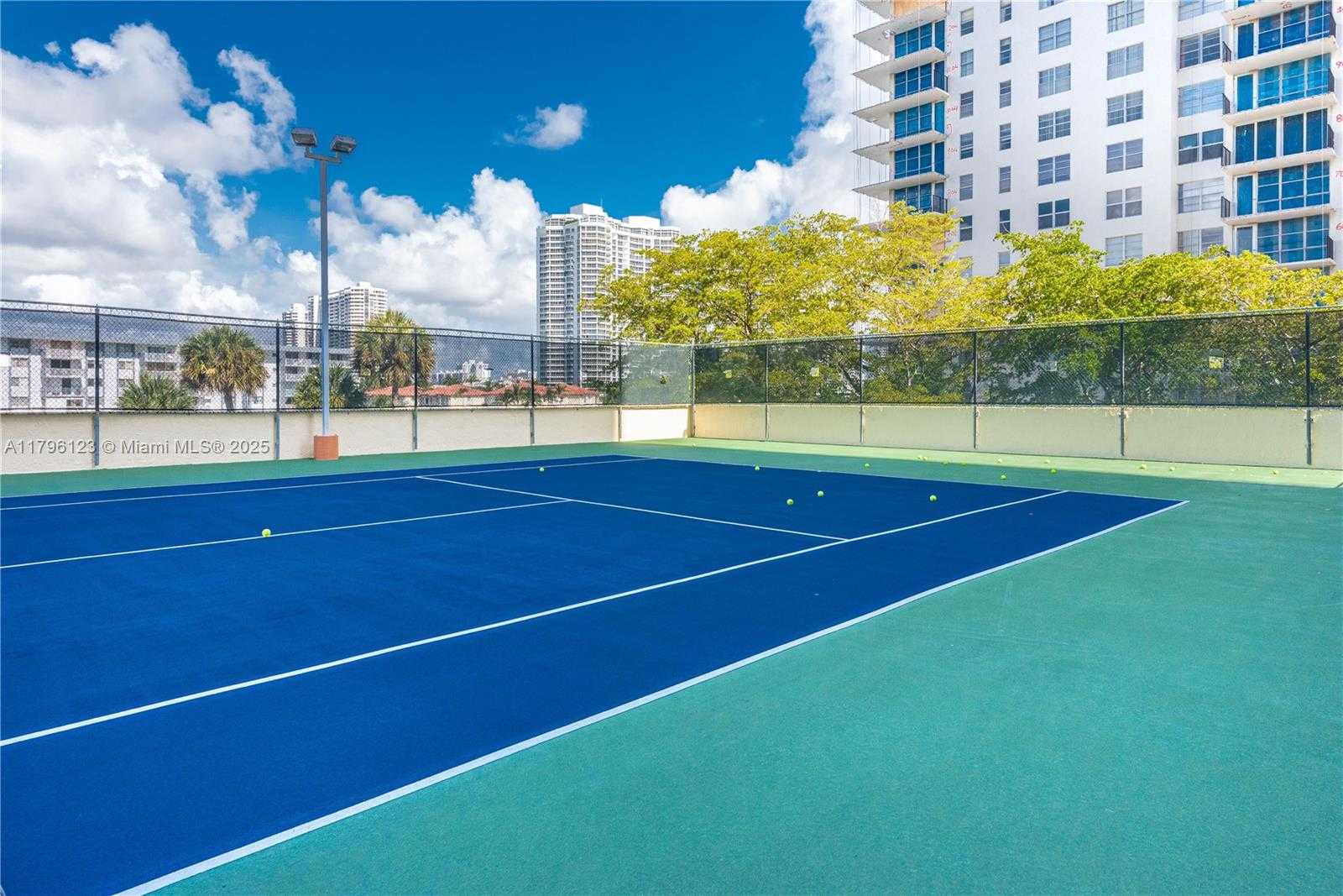 Small Image of 290 174TH ST #515, Sunny Isles Beach Number 25