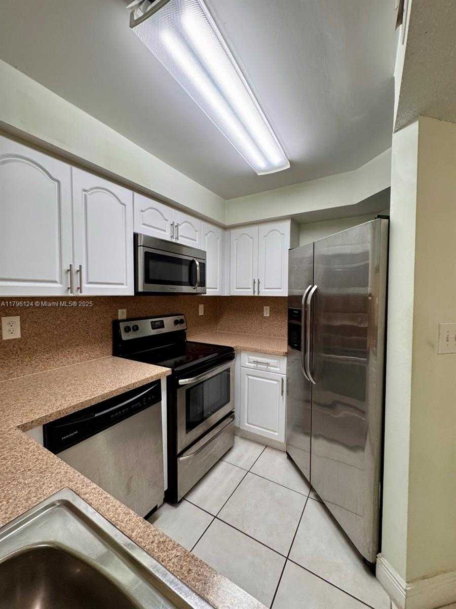 Small Image of 8255 SOUTH WEST 152ND AVE #E-215, Miami Number 6