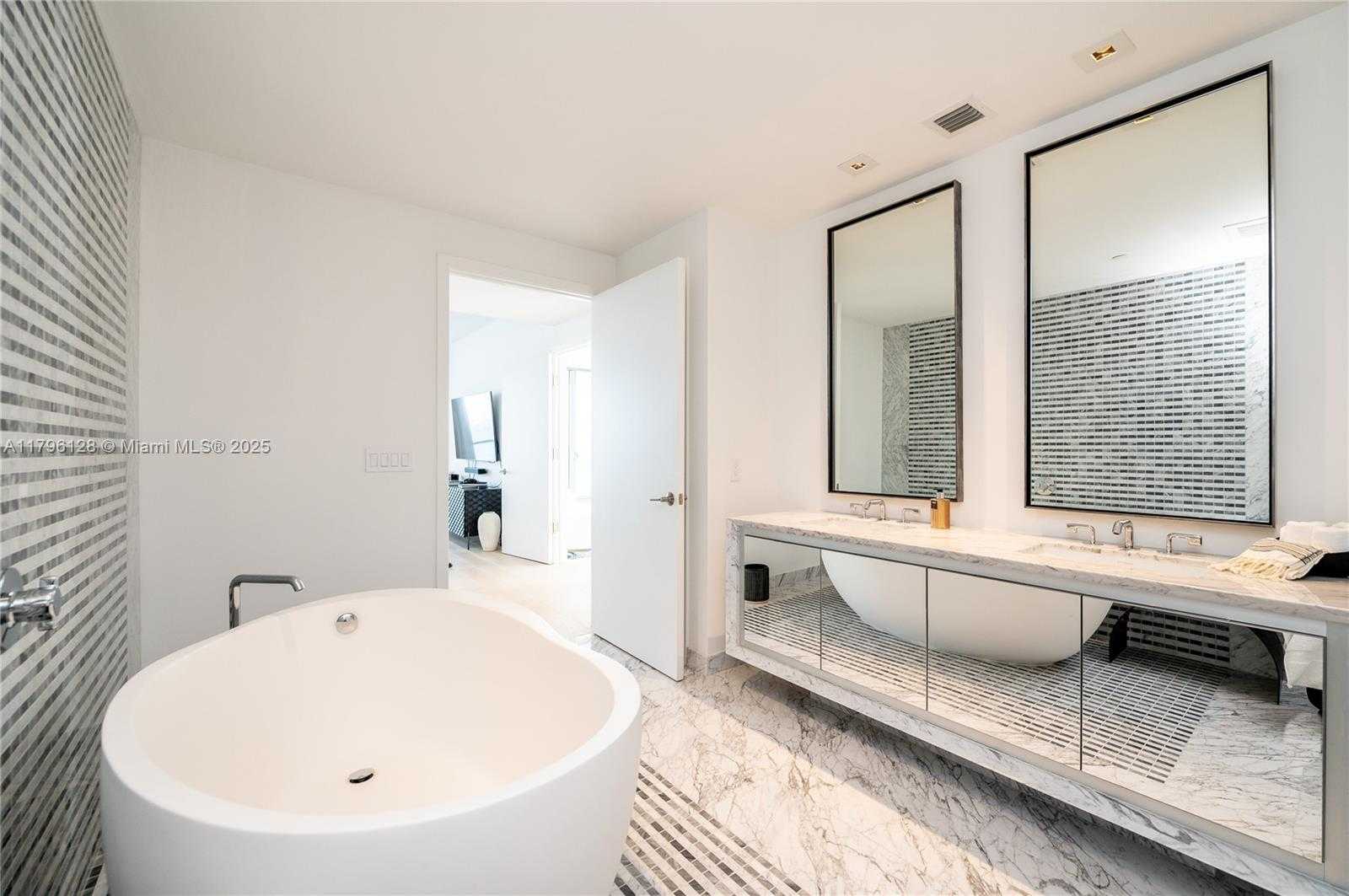 Small Image of 788 NORTH EAST 23RD ST #2901, Miami Number 14