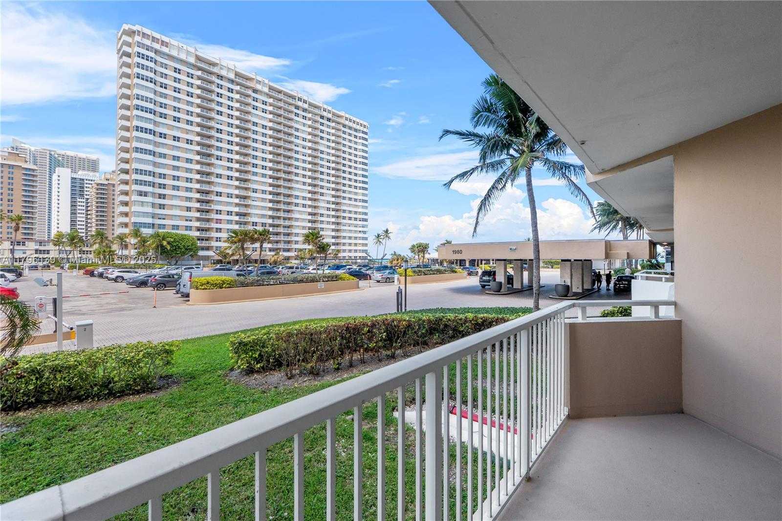 Small Image of 1980 SOUTH OCEAN DR #MK, Hallandale Beach Number 29