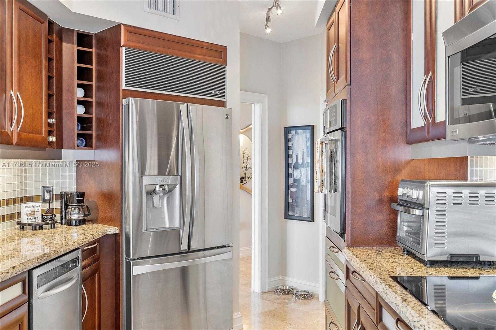 Small Image of 6051 NORTH OCEAN DR #1102, Hollywood Number 12
