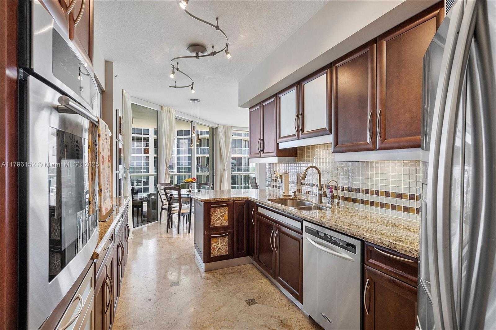 Small Image of 6051 NORTH OCEAN DR #1102, Hollywood Number 14