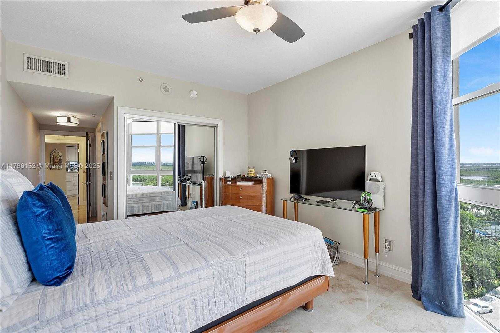 Small Image of 6051 NORTH OCEAN DR #1102, Hollywood Number 25