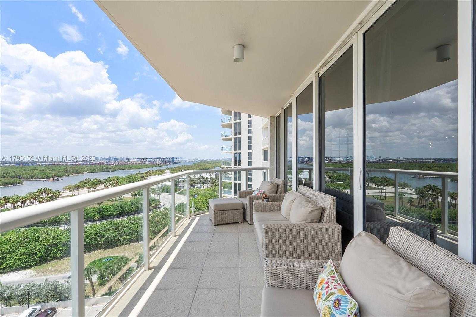Small Image of 6051 NORTH OCEAN DR #1102, Hollywood Number 37