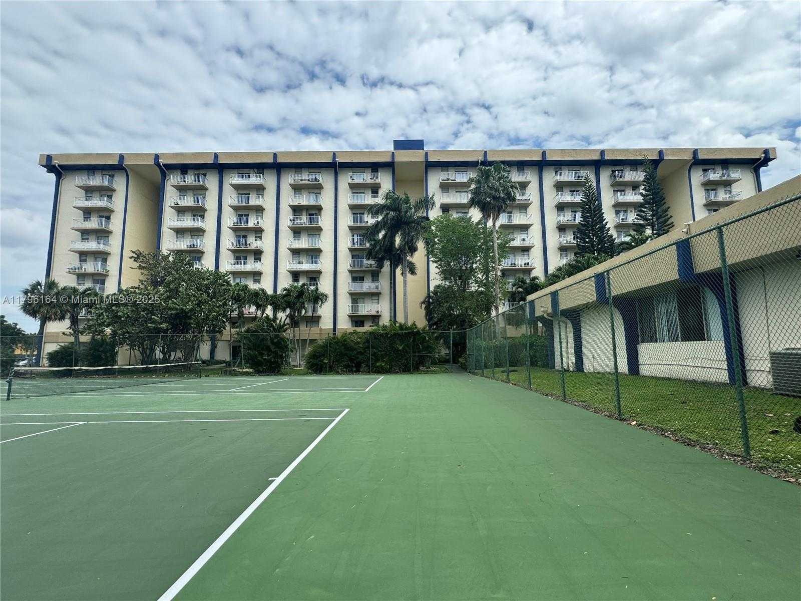 Small Image of 801 NORTH WEST 47TH AVE #216W, Miami Number 7