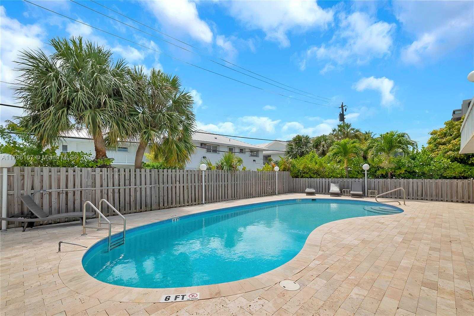 Small Image of 240 GALEN DR #308, Key Biscayne Number 18