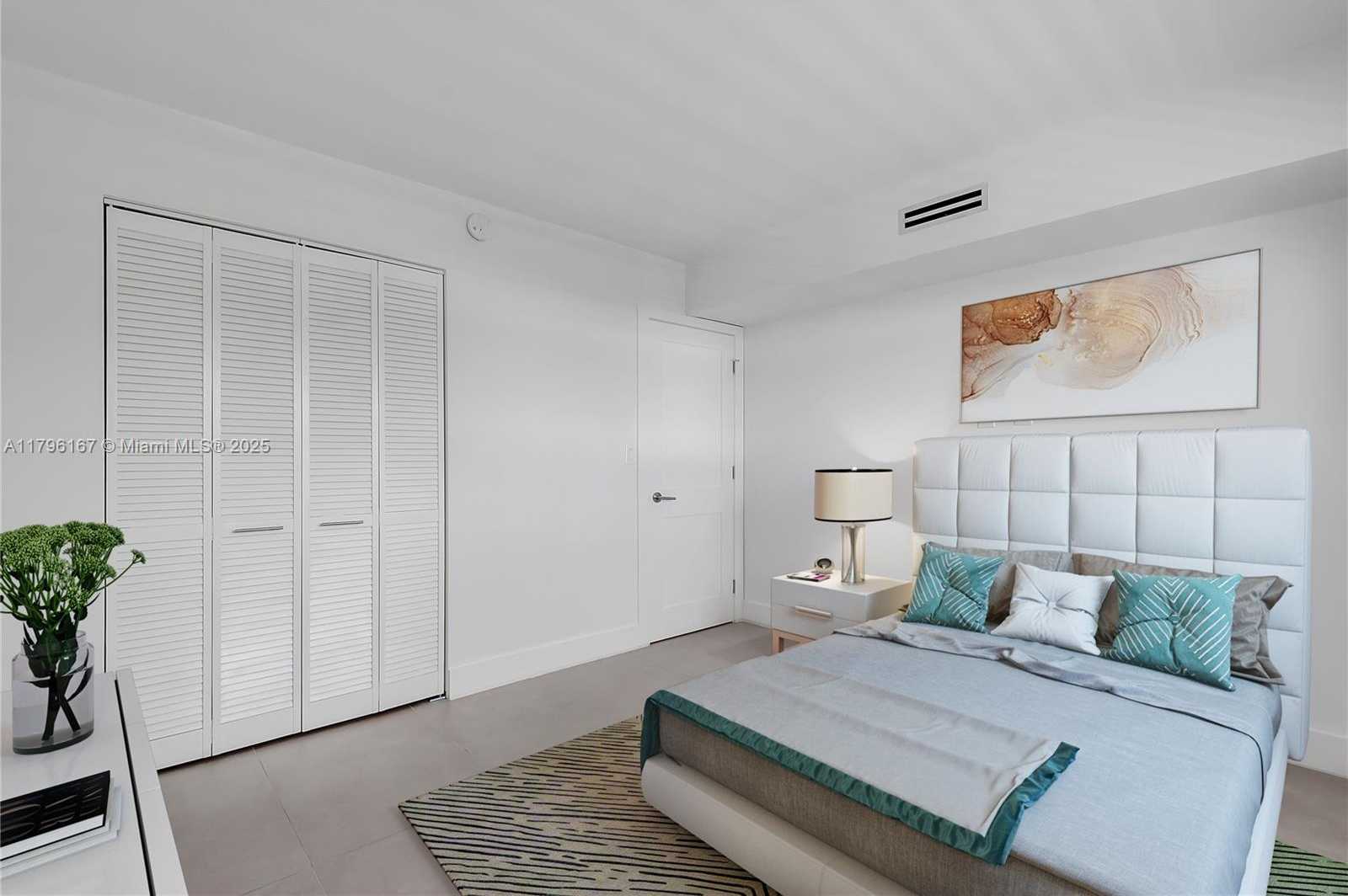 Small Image of 240 GALEN DR #308, Key Biscayne Number 4