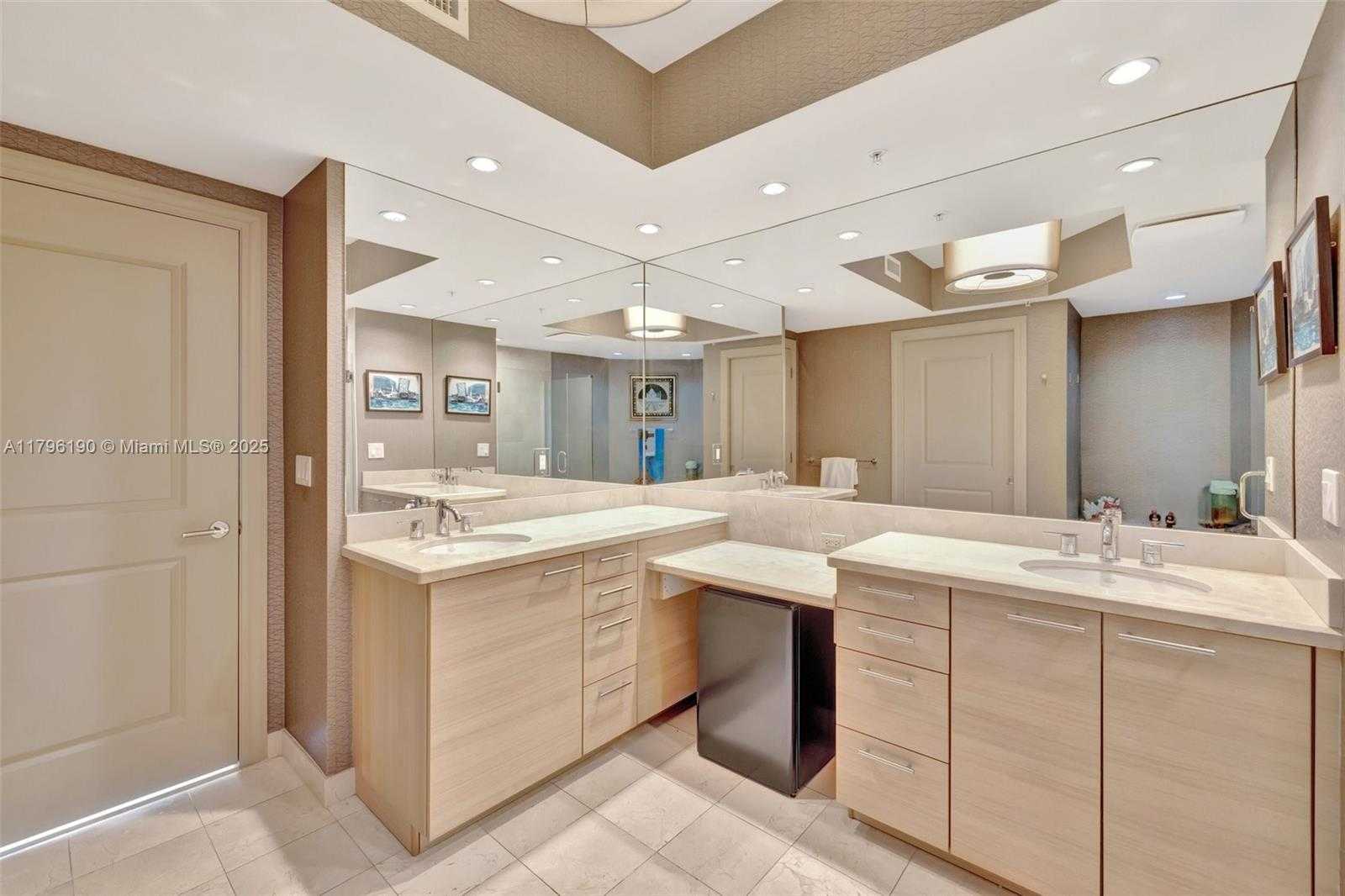 Small Image of 1 NORTH OCEAN BLVD #514, Pompano Beach Number 25