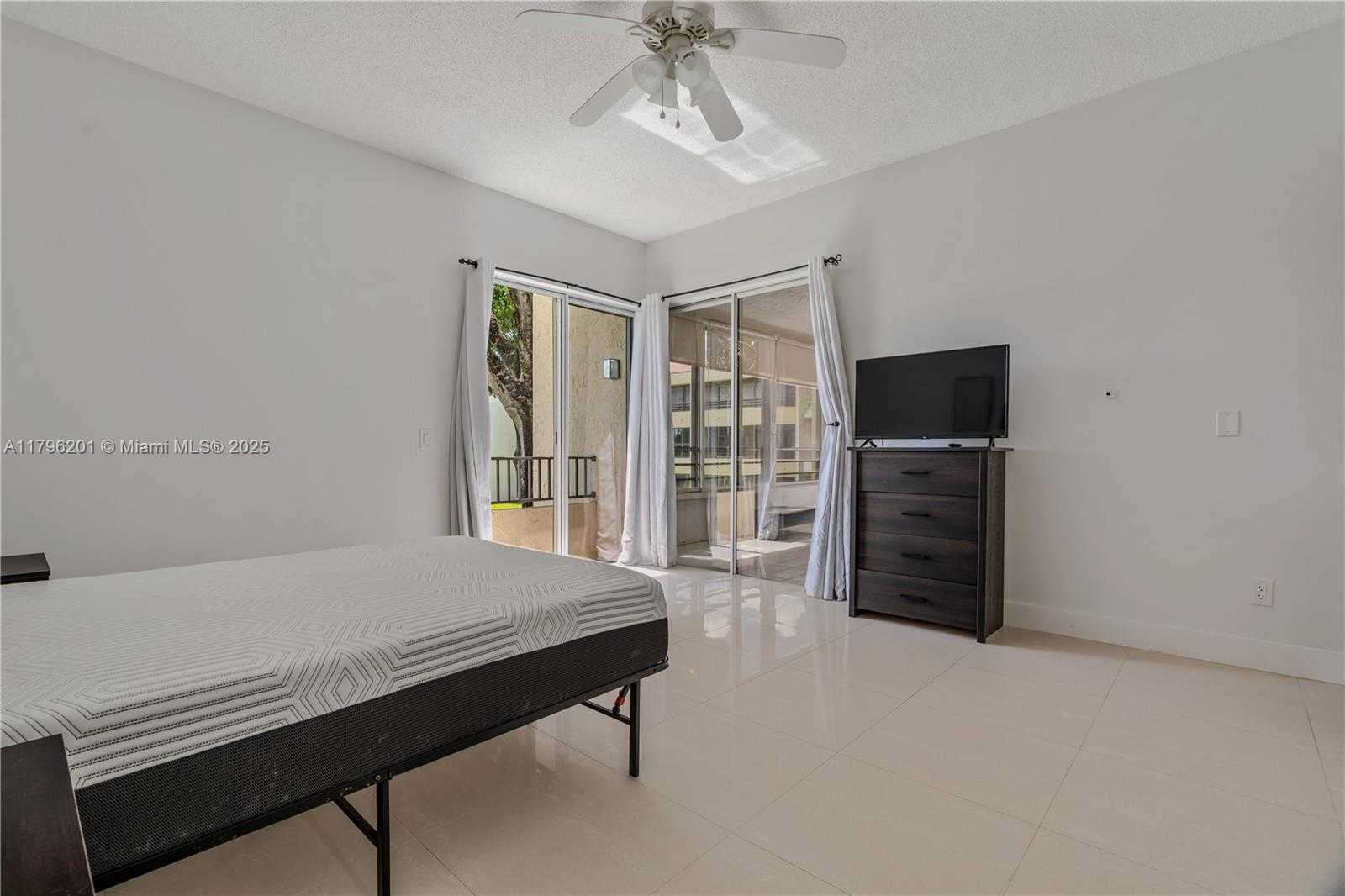 Small Image of 7508 LA PAZ BLVD #202, Boca Raton Number 21