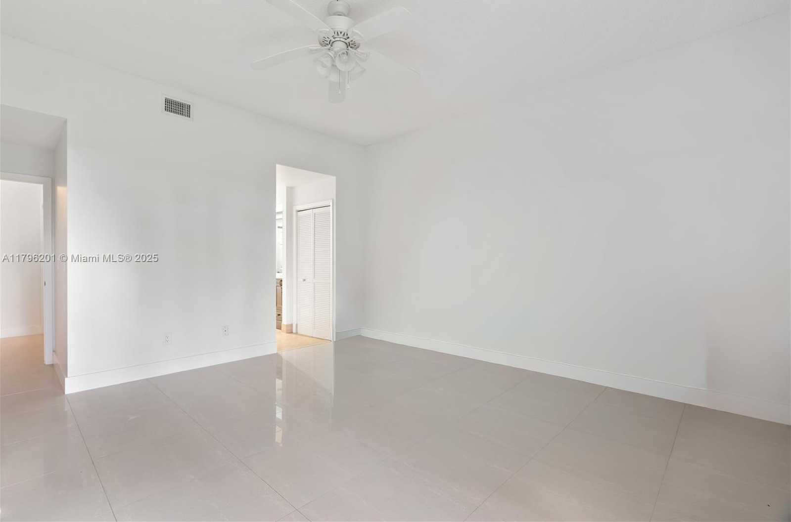 Small Image of 7508 LA PAZ BLVD #202, Boca Raton Number 23