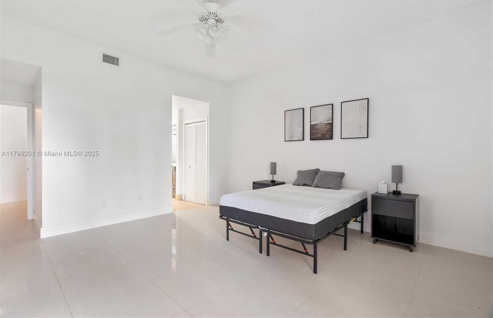 Small Image of 7508 LA PAZ BLVD #202, Boca Raton Number 27