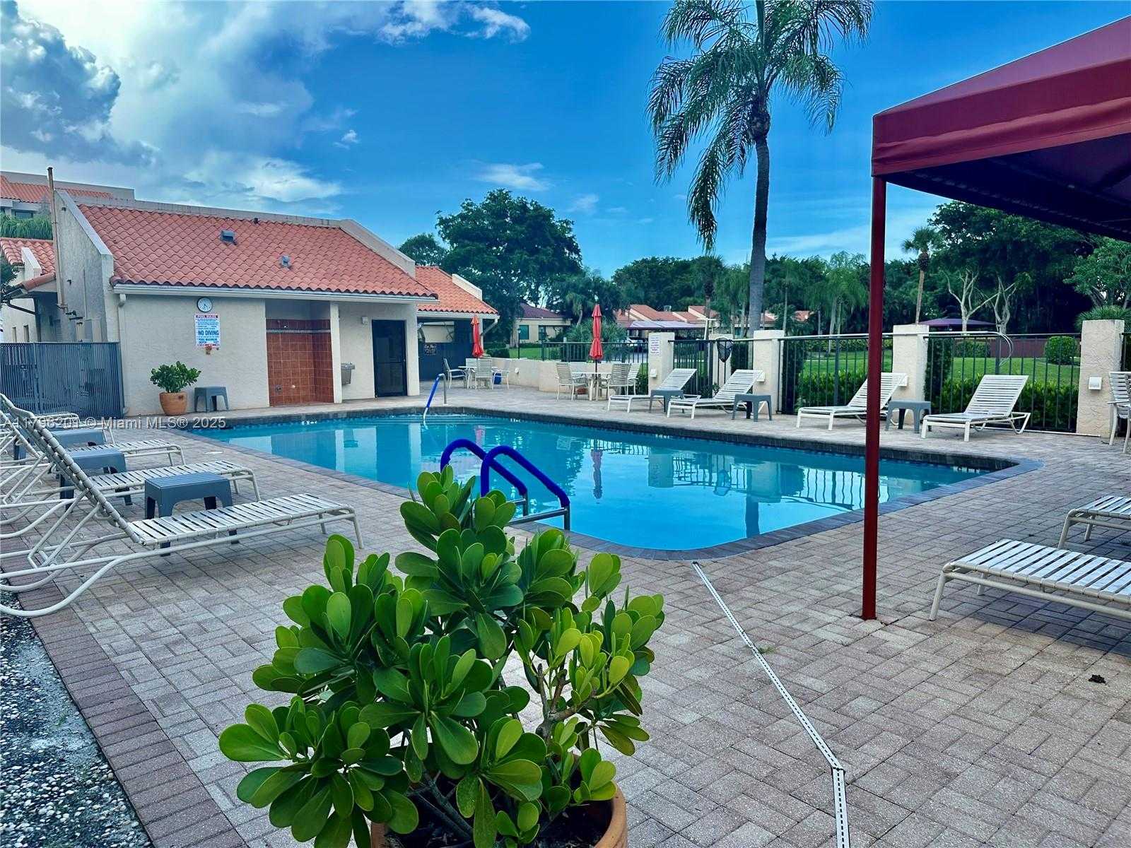 Small Image of 7508 LA PAZ BLVD #202, Boca Raton Number 34