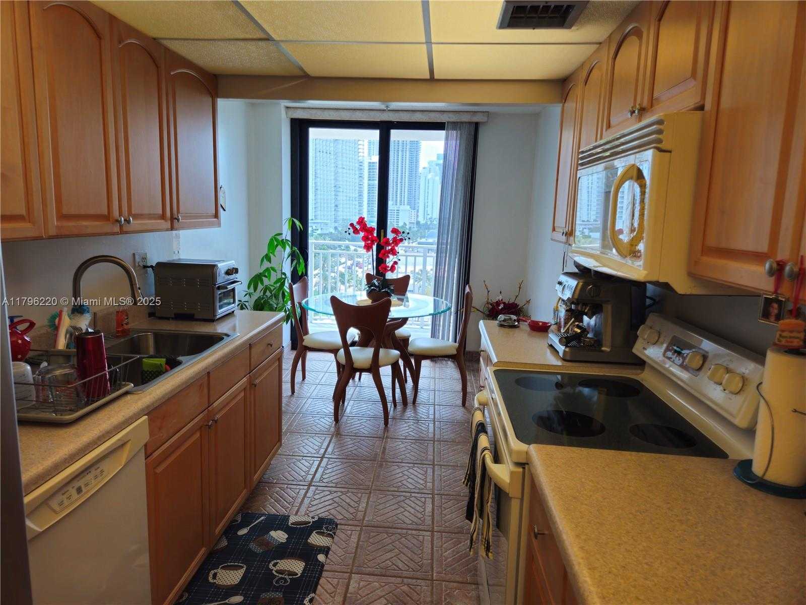 Small Image of 210 174TH ST #1101, Sunny Isles Beach Number 6