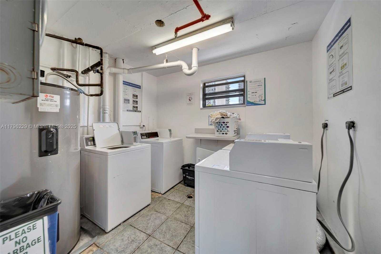 Small Image of 16909 NORTH BAY RD #405, Sunny Isles Beach Number 25
