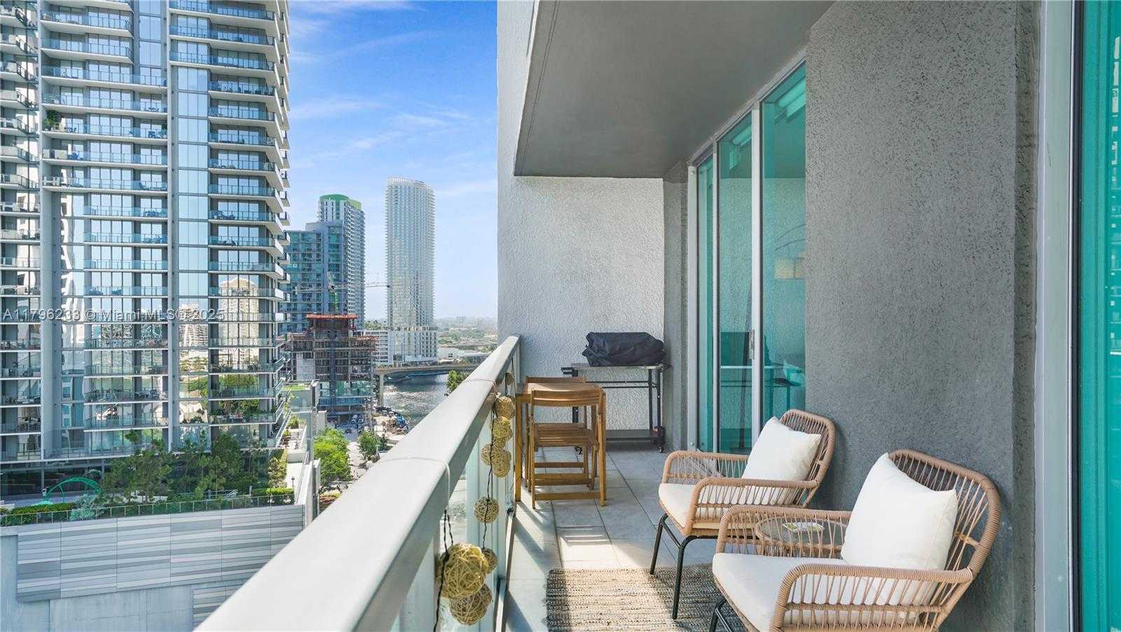 Small Image of 55 SOUTH EAST 6TH ST #1804, Miami Number 15